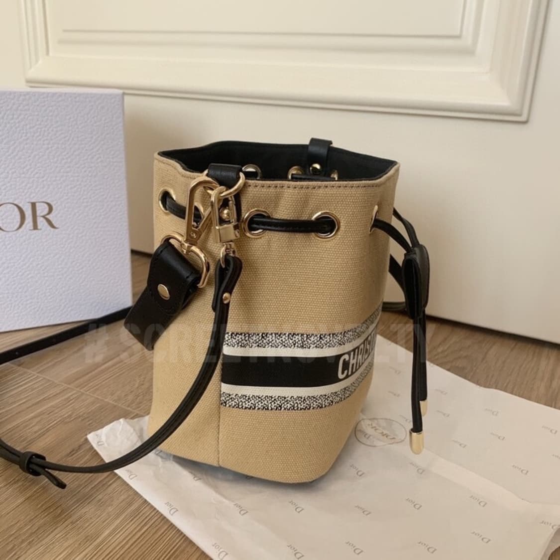 디올뷰티 리미티드 복조리 버킷백 상품이미지4