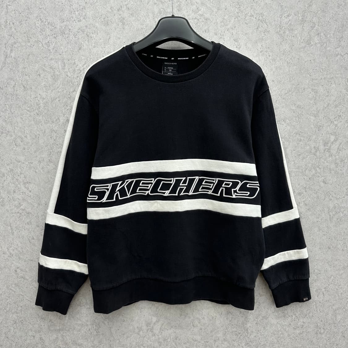 100 스케쳐스 남자 루즈핏 맨투맨 상품이미지1