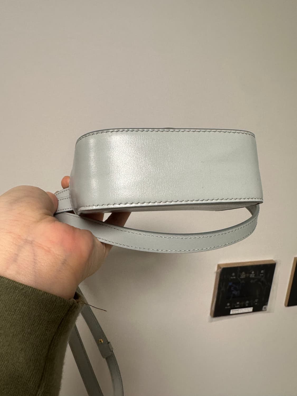 셀린느 트리옴페 미니 크로스백 상품이미지7