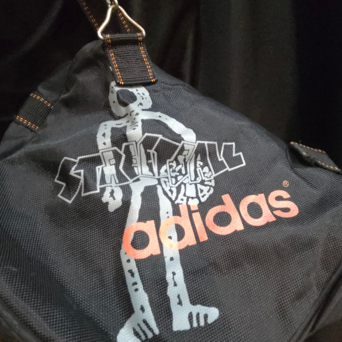 90' 올드스쿨 아디다스 스트릿볼 더플백 상품이미지3