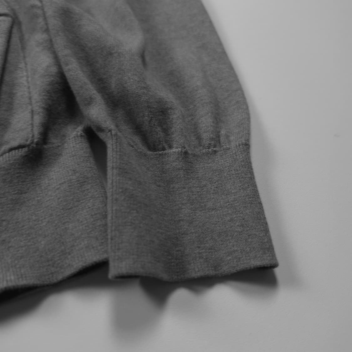 라코스테 자수로고 미니멀 그레이 가디건 (85) 상품이미지4