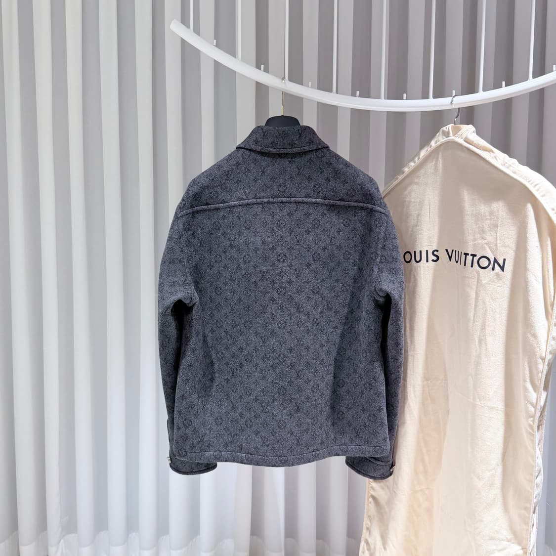 (S+ / 48) / 루이비통 모노그램 더블페이스 오버셔츠 자켓/26년형 상품이미지4