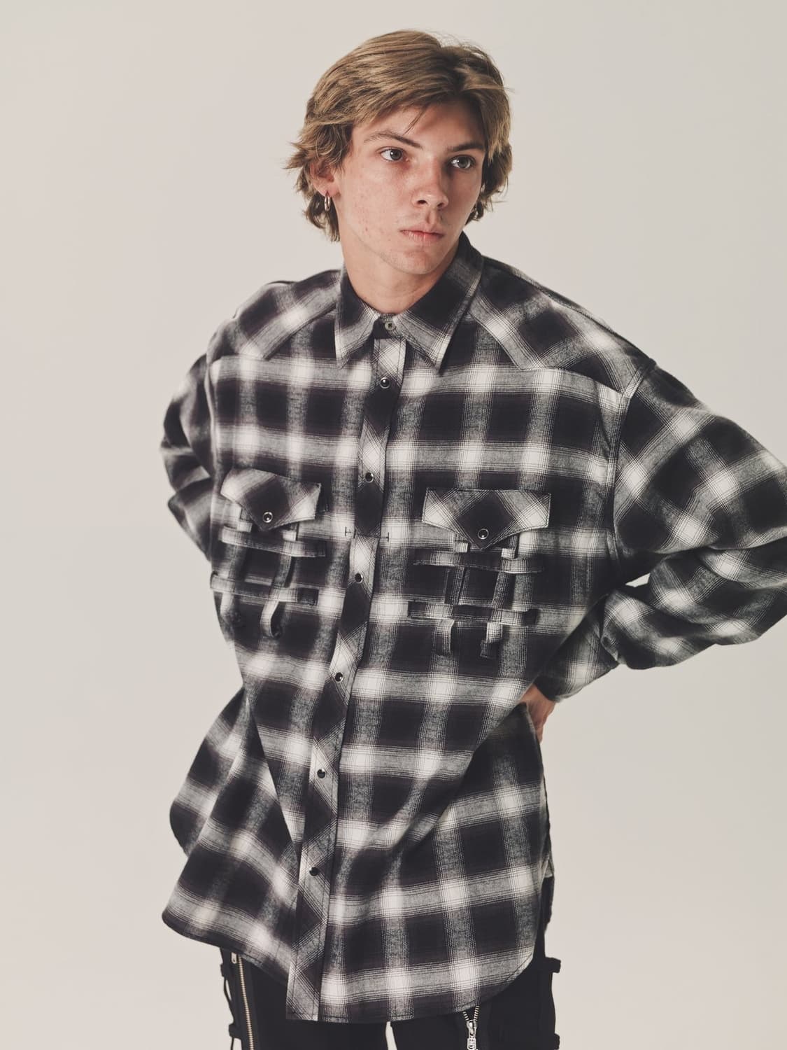 the soloist 더 솔로이스트 본디지 옴브레 셔츠 상품이미지9