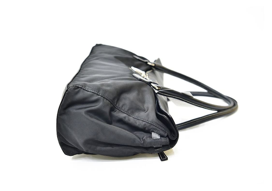 프라다 테수토 포코노 버클 바게트 숄더백 (정품) 상품이미지3