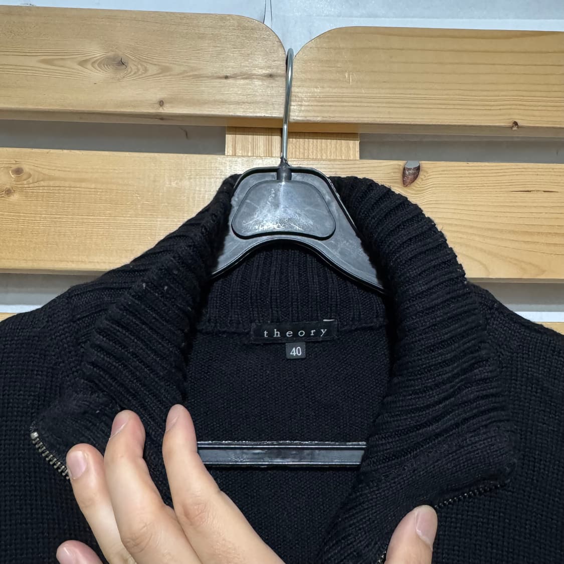 띠어리 니트집업 상품이미지2