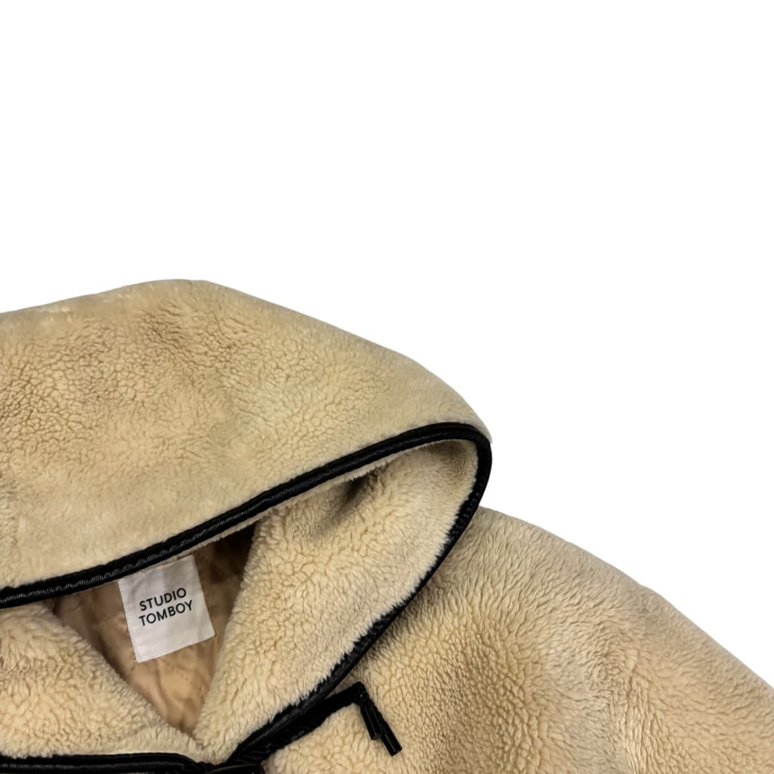 스튜디오톰보이 토글후드 덤블링무스탕 상품이미지3