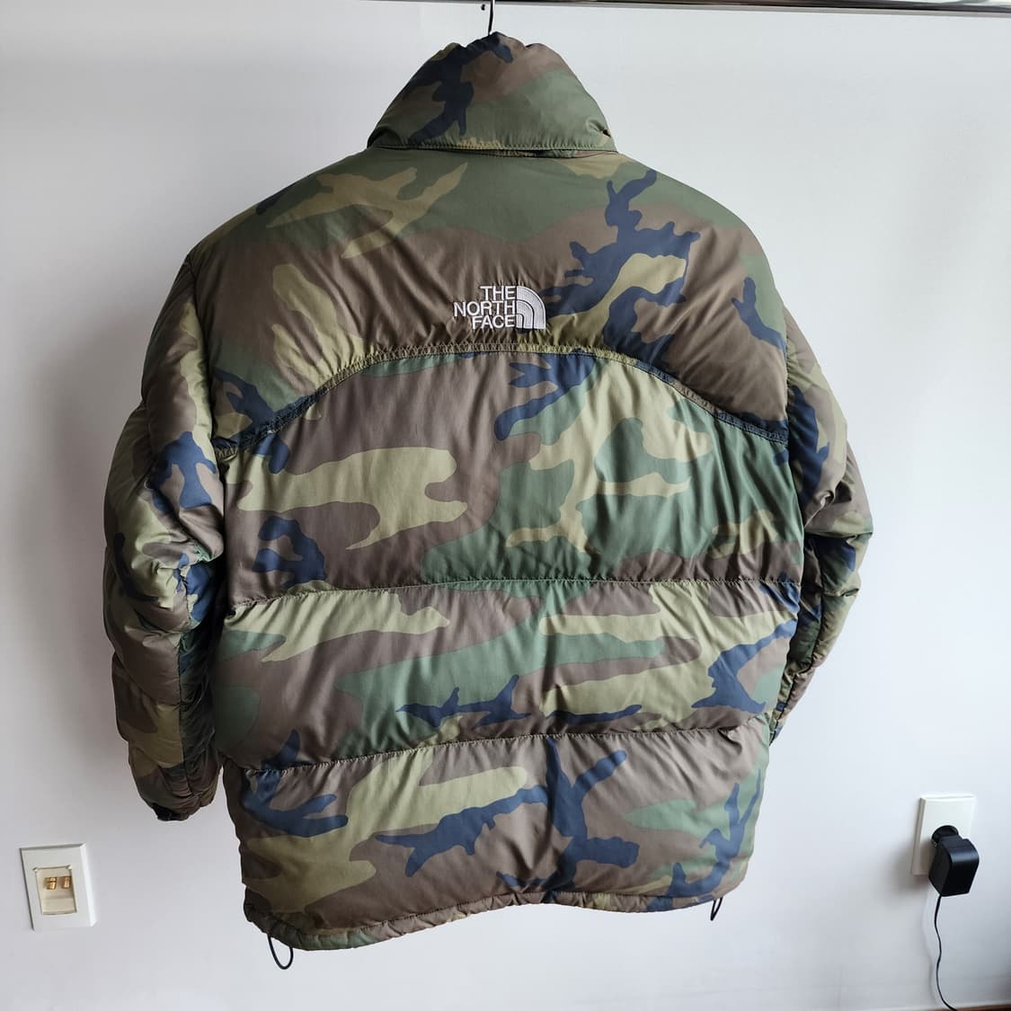 오리지널 일본판 노스페이스 700 눕시 센터로고 카모M(100~105) 상품이미지2