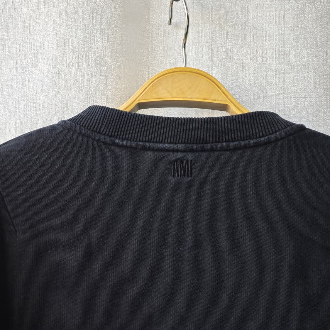 아미 AMI 스몰 하트 로고 맨투맨 블랙 L 상품이미지7
