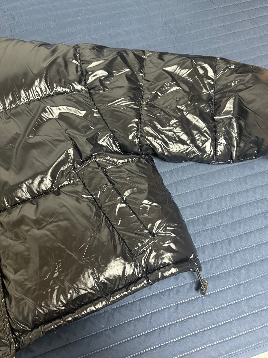 유광 블랙 패딩  상품이미지2