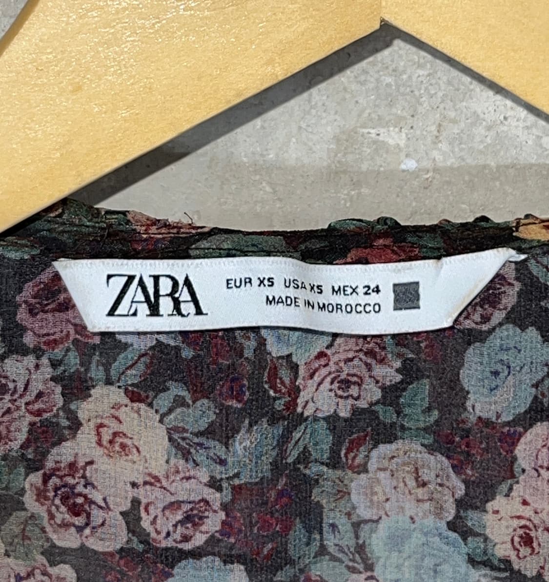 [ZARA] 쉬폰 플라워 크롭 블라우스 상품이미지4