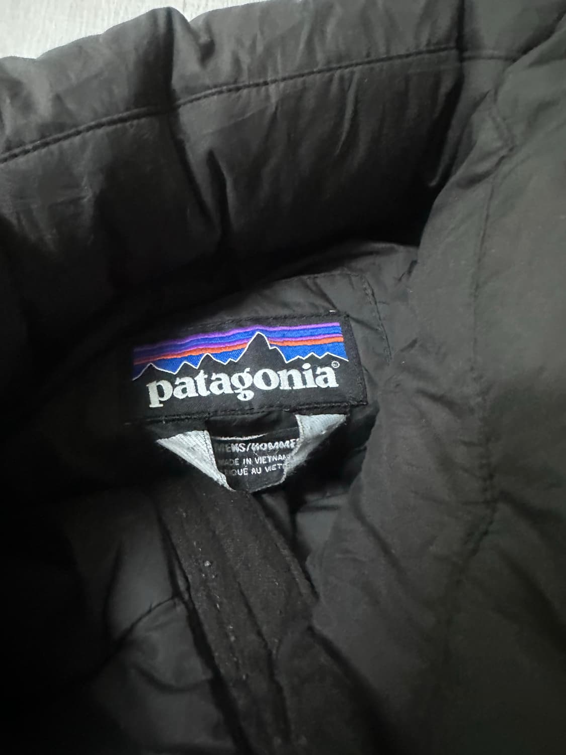 파타고니아 빈티지 블랙 다운패딩 105사이즈 상품이미지3