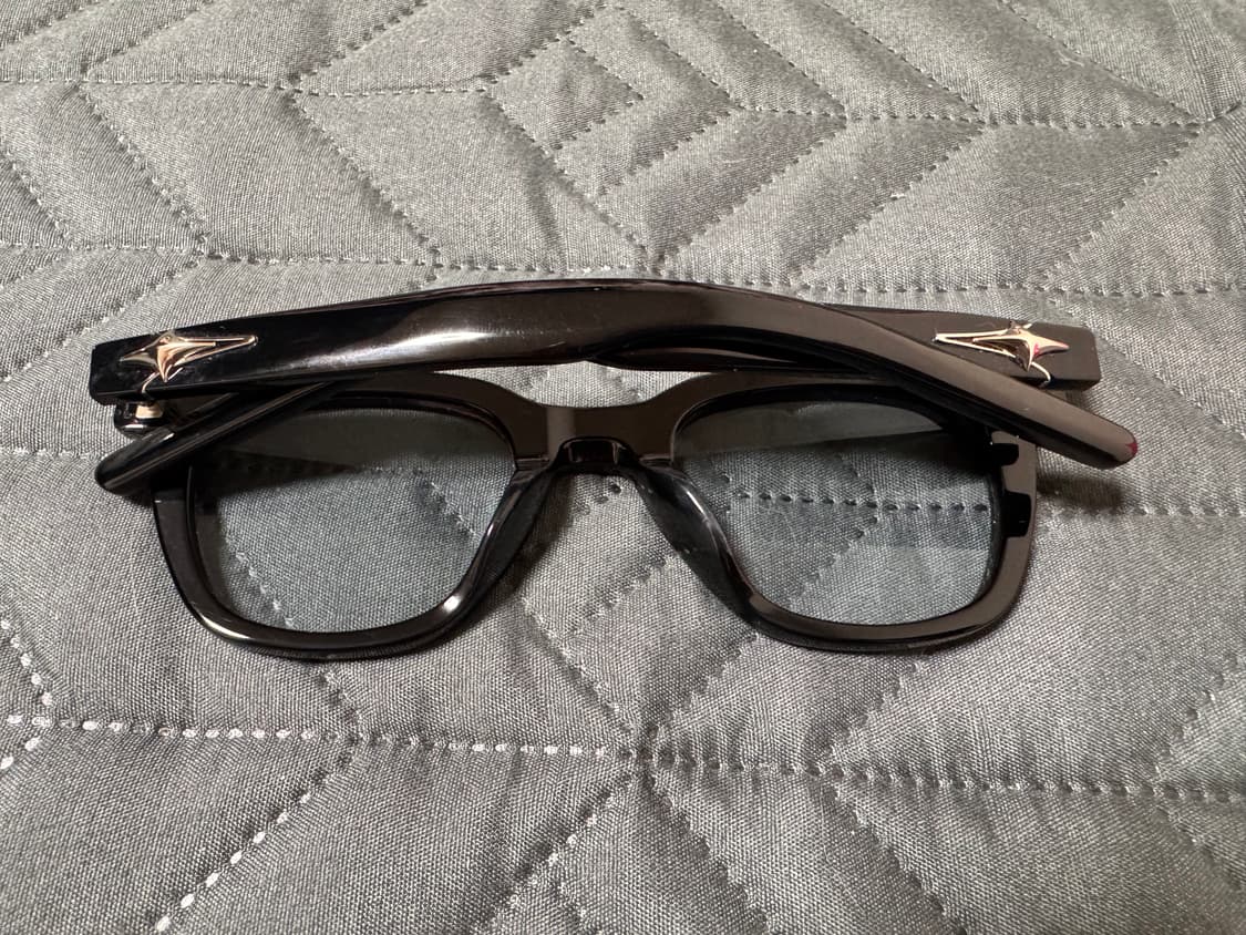 젠틀몬스터 가우스01 (틴트 렌즈) 상품이미지3