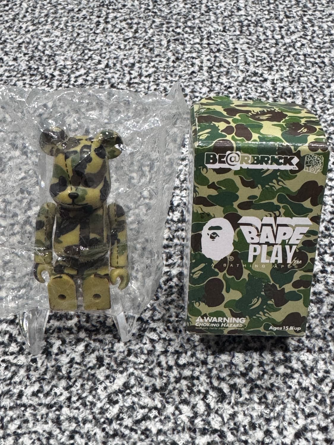 베어브릭 x 베이프 100%  상품이미지1