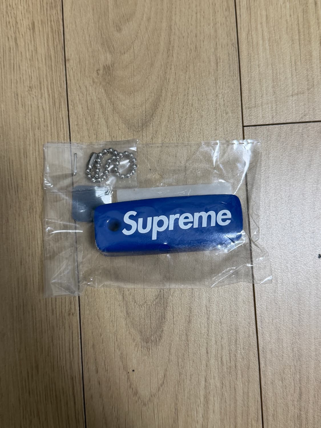 슈프림 플로팅 키체인 블루 상품이미지1