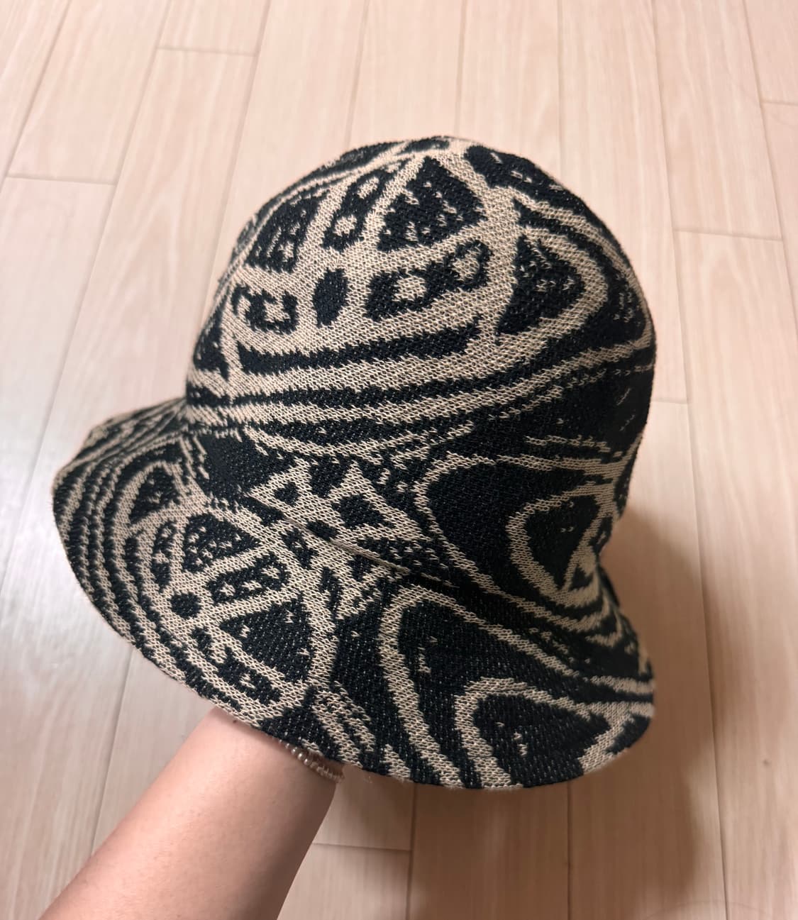 정품 한정판 비비안웨스트우드 버킷햇 모자 엄청가벼움 상품이미지5