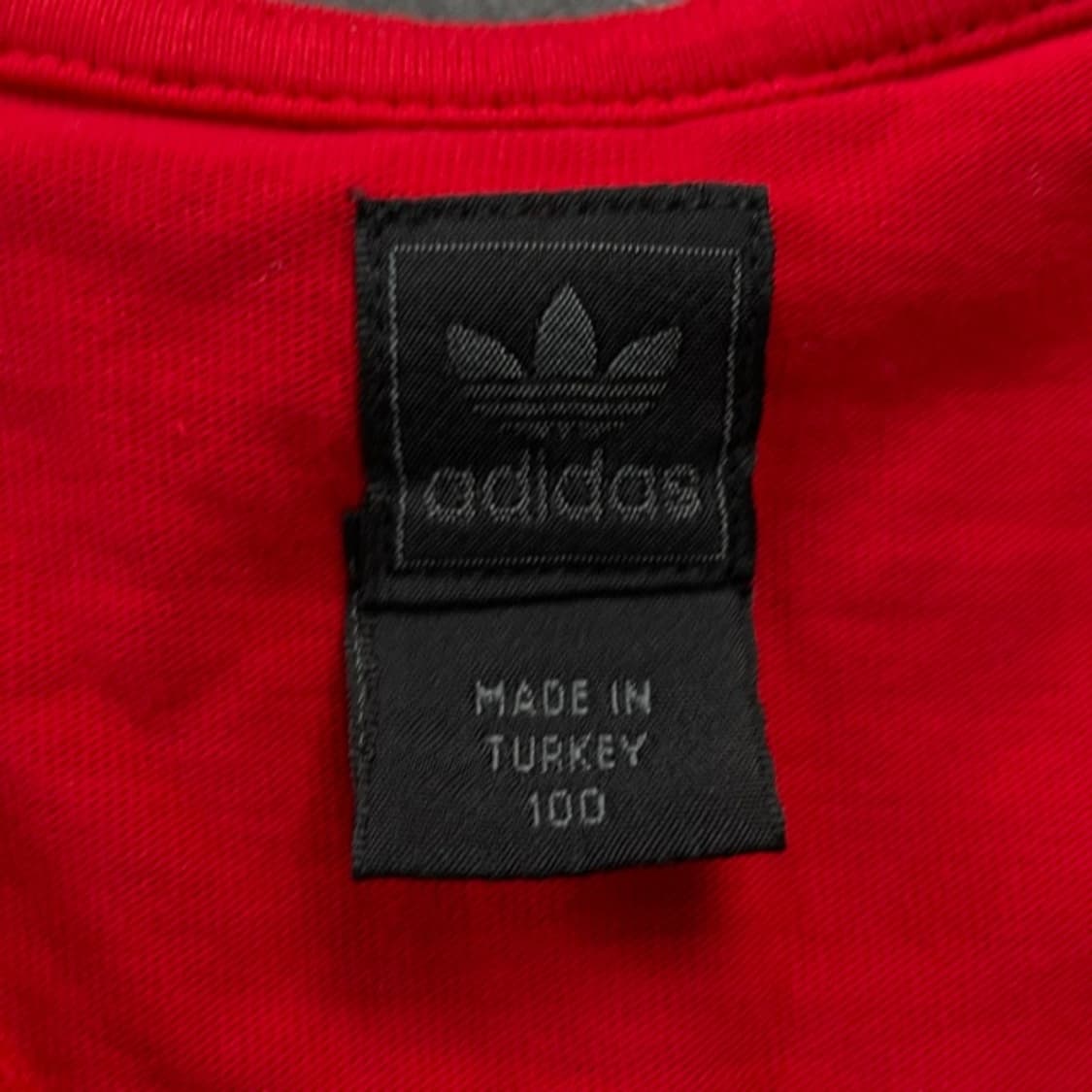 100 아디다스 스페인 국대 반팔티 상품이미지3