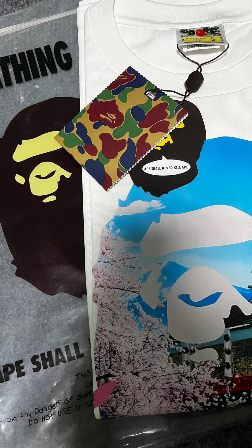 베이프 티셔츠 상품이미지1