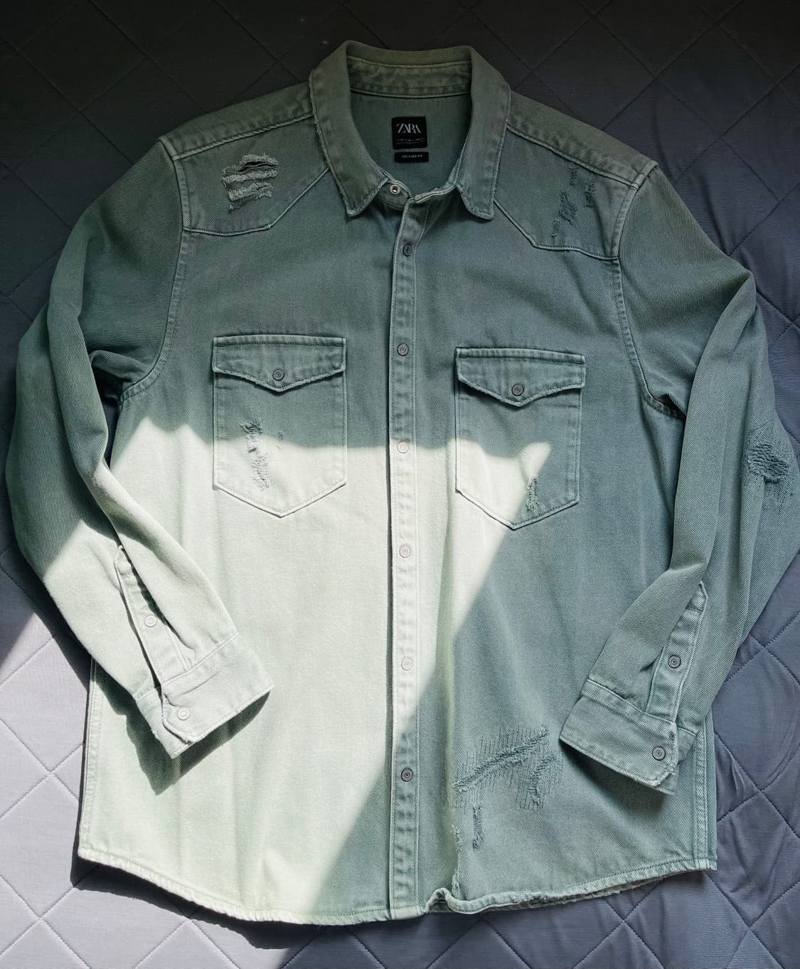 Zara 애쉬그린 데님 셔츠 XL 상품이미지1