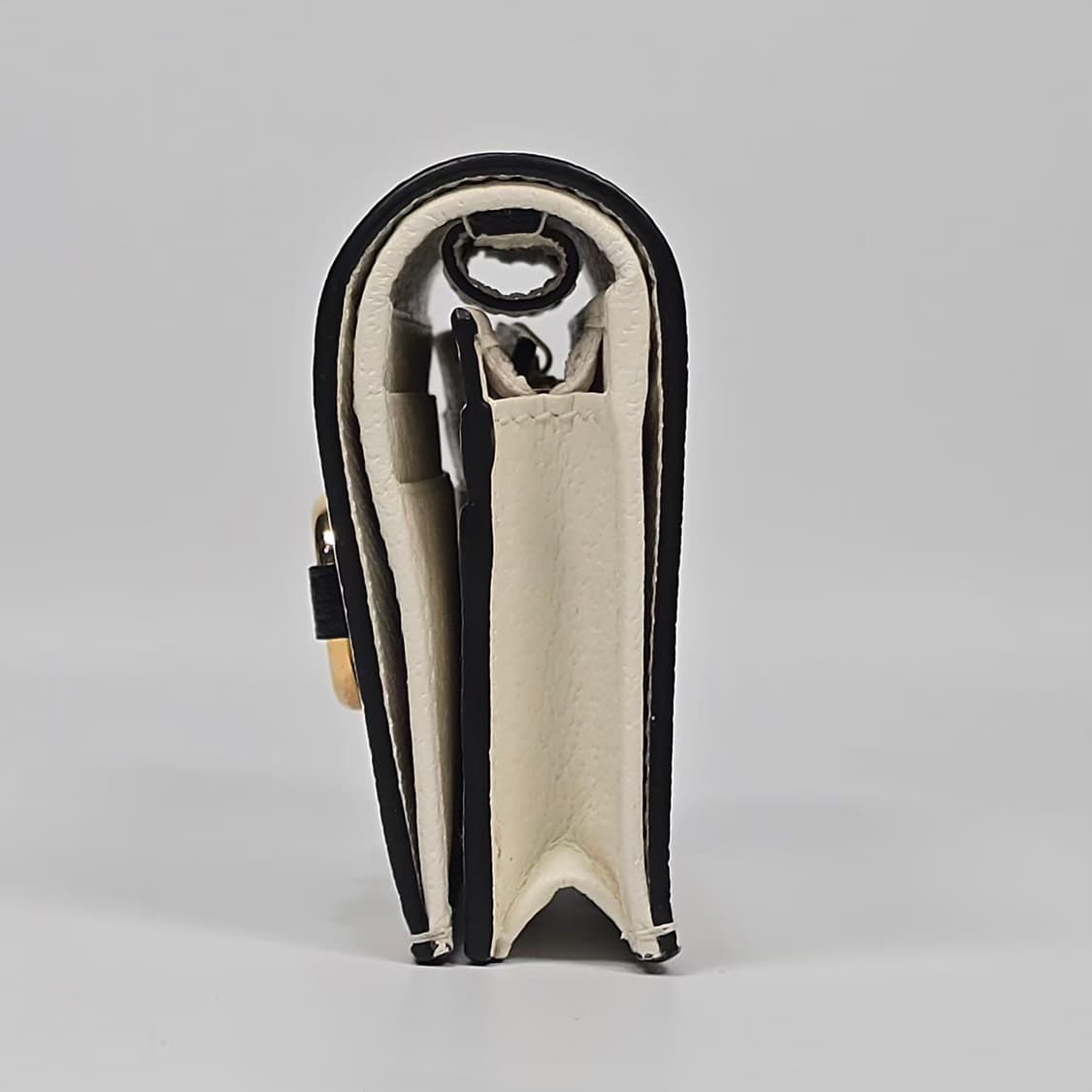 구찌 x 아디다스 미니 크로스백 상품이미지5