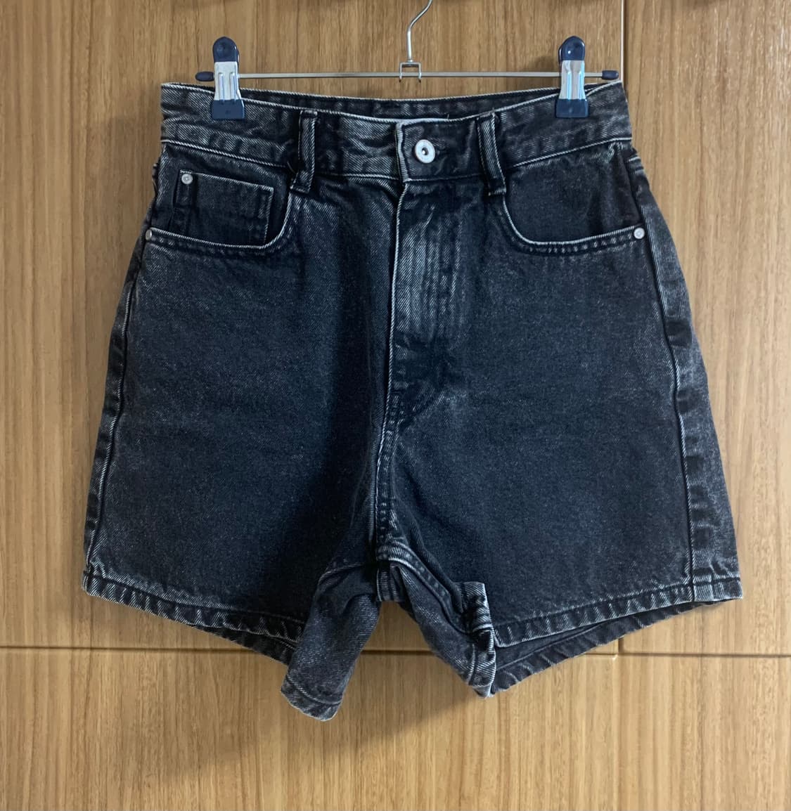 자라 맘핏 흑청 데님 쇼츠 36 상품이미지1