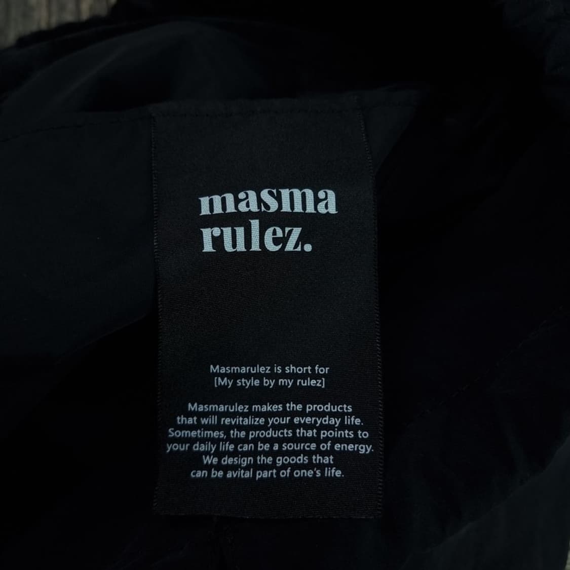 [마스마룰즈] 로고 패치 크로스백 블랙 M18875 상품이미지9