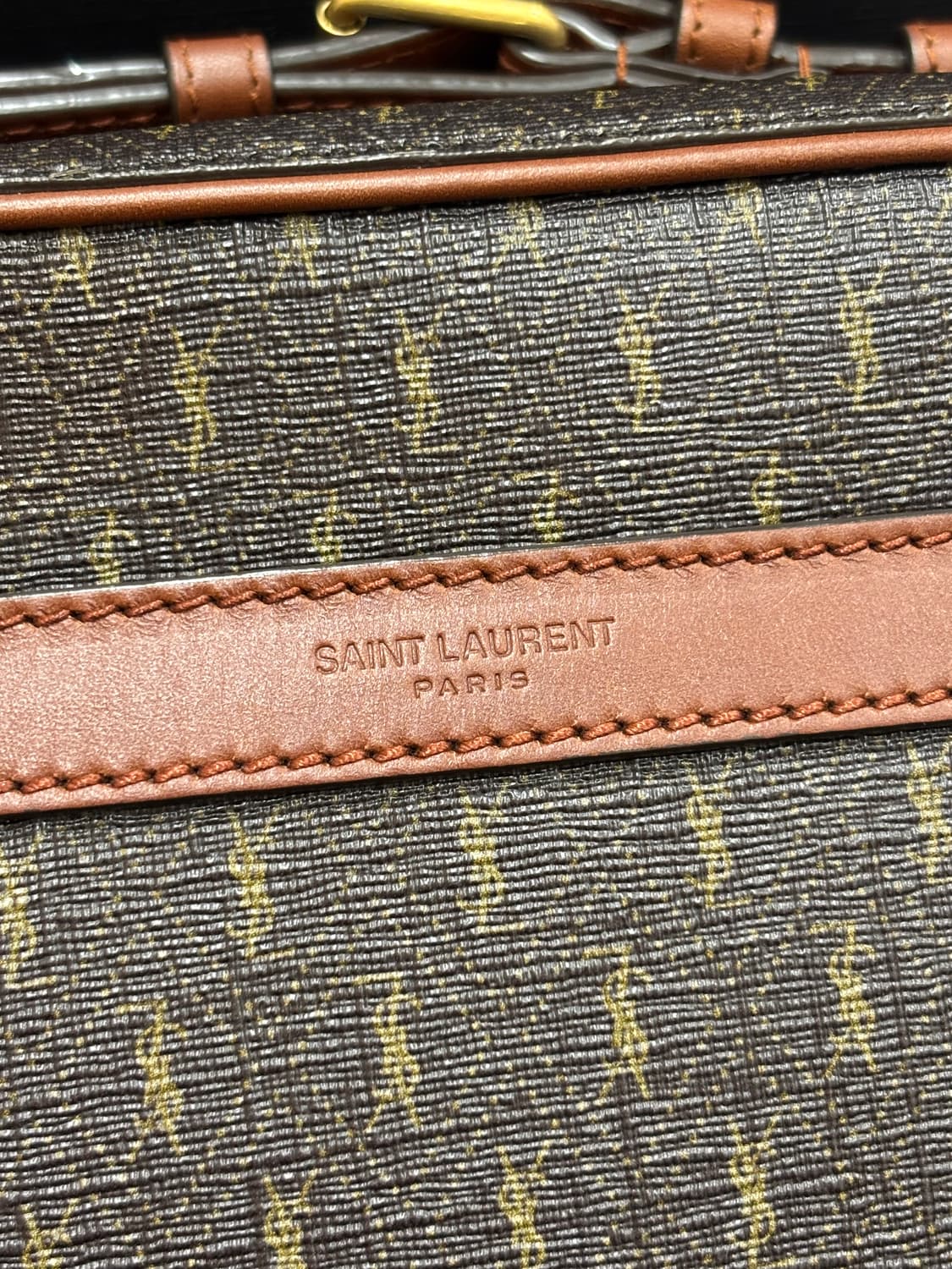 생로랑 르 모노그램 카메라백 상품이미지2