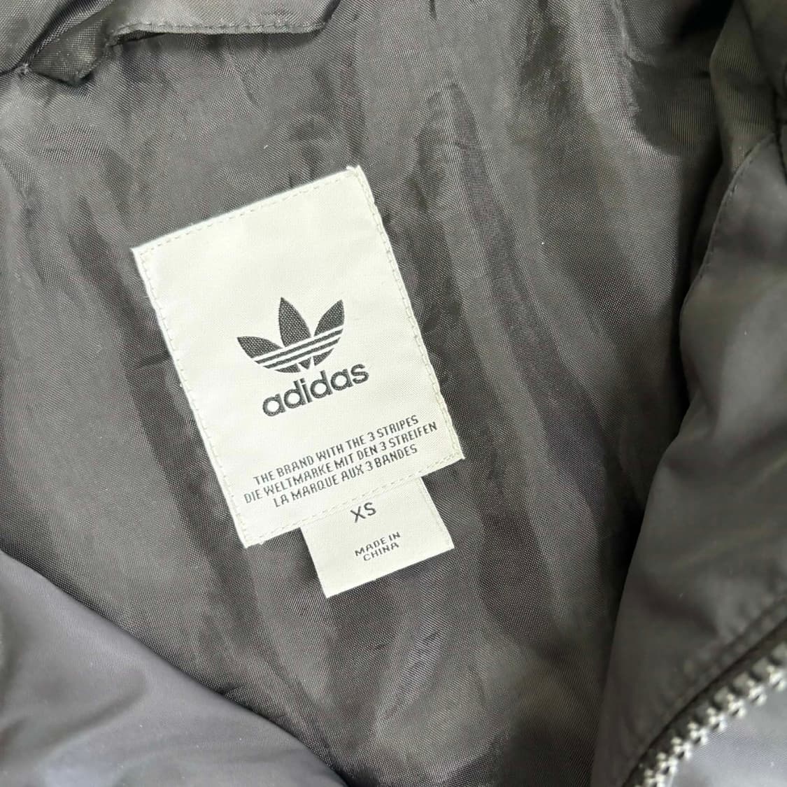 아디다스 신형 제니 착용 구스다운 크롭 걸즈 자켓 패딩(XS) 상품이미지7