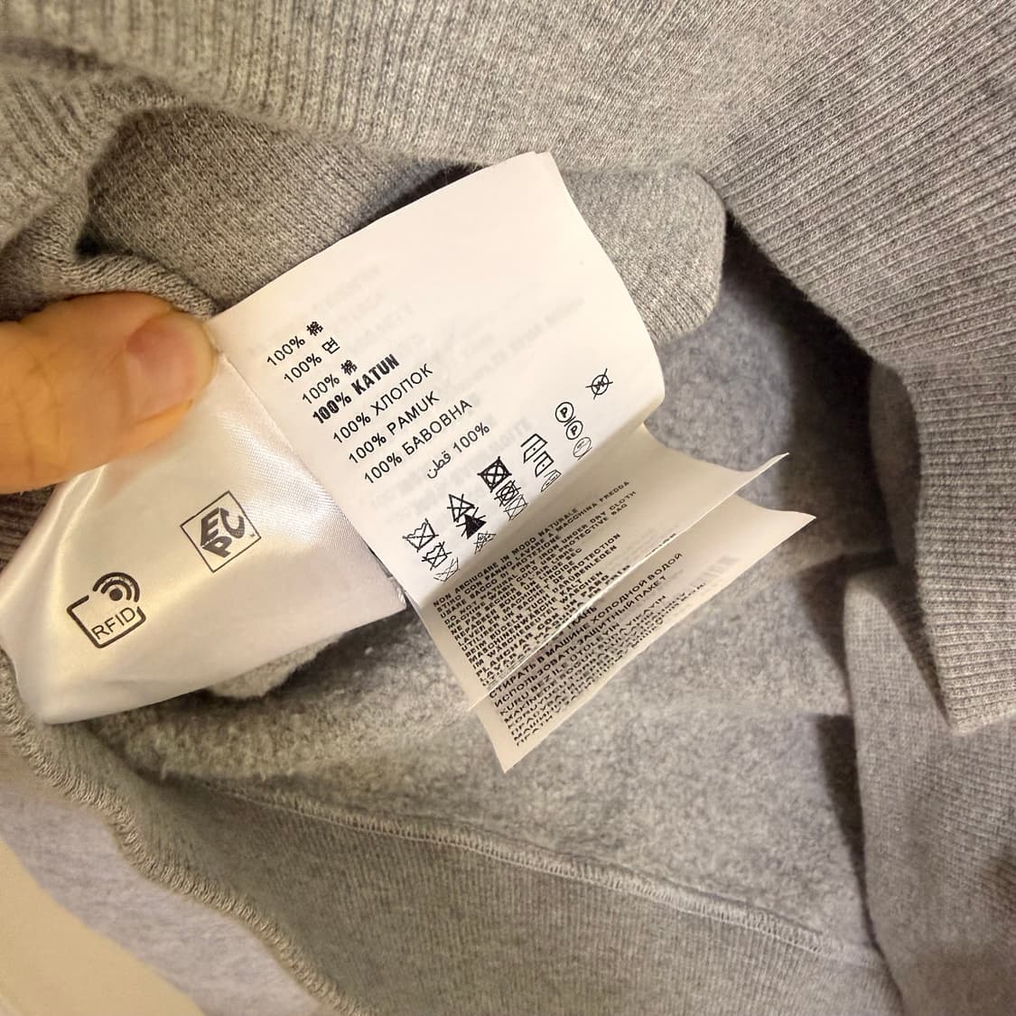 [XS] 미우미우 오버사이즈 기모 맨투맨 상품이미지6