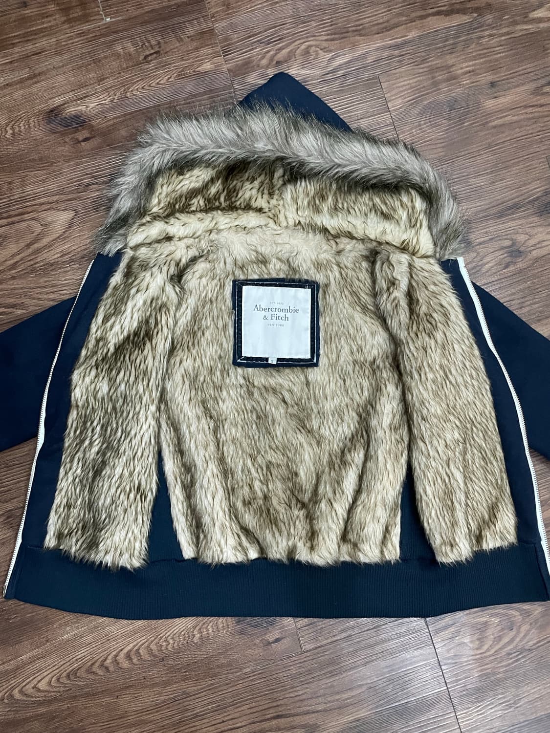 아베크롬비 울프죠 후드집업 퍼자켓 네이비 상품이미지8