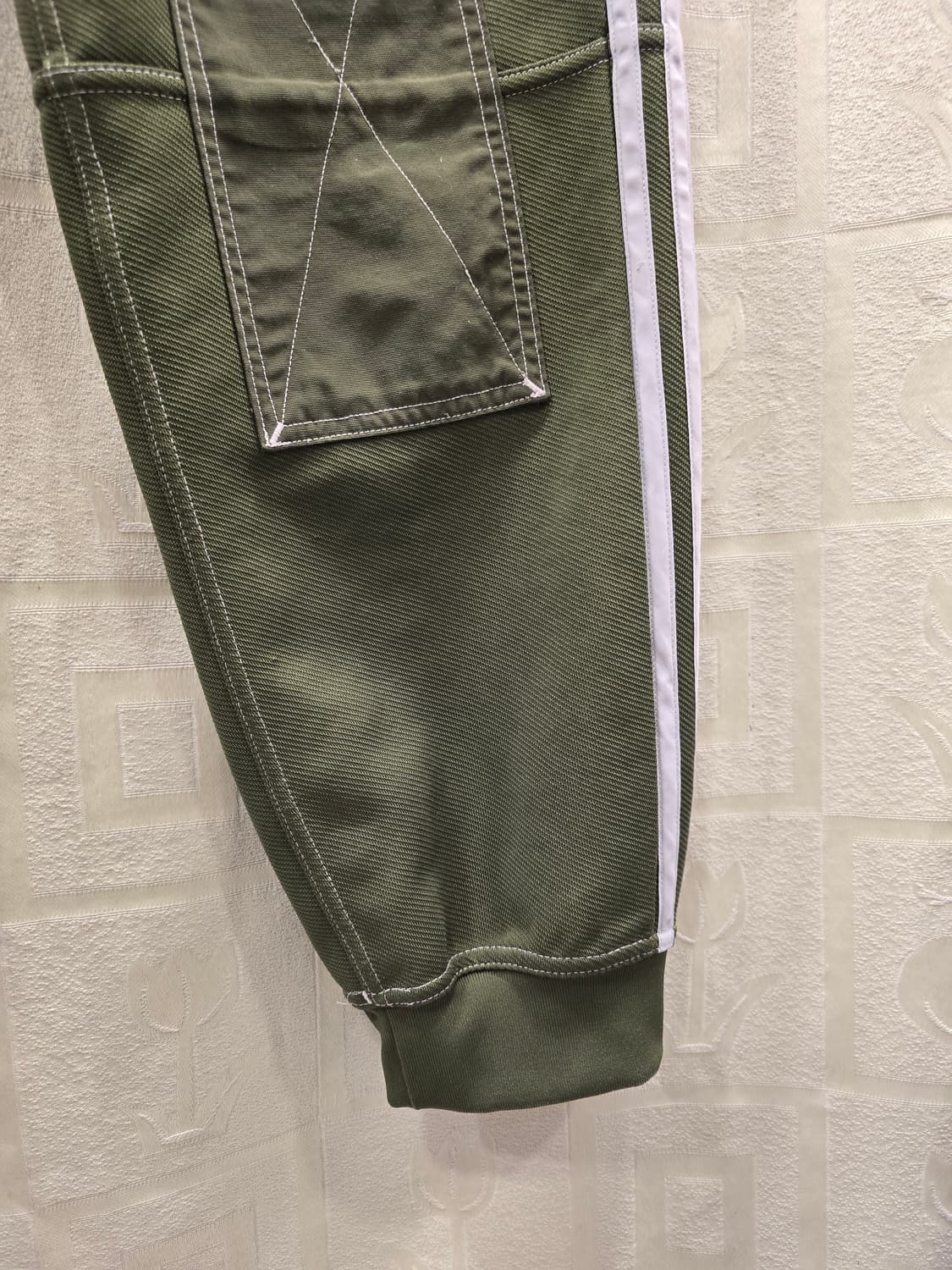 거의새거) 아디다스 워크웨어 트랙 팬츠 올리브 L(29~30) 상품이미지5