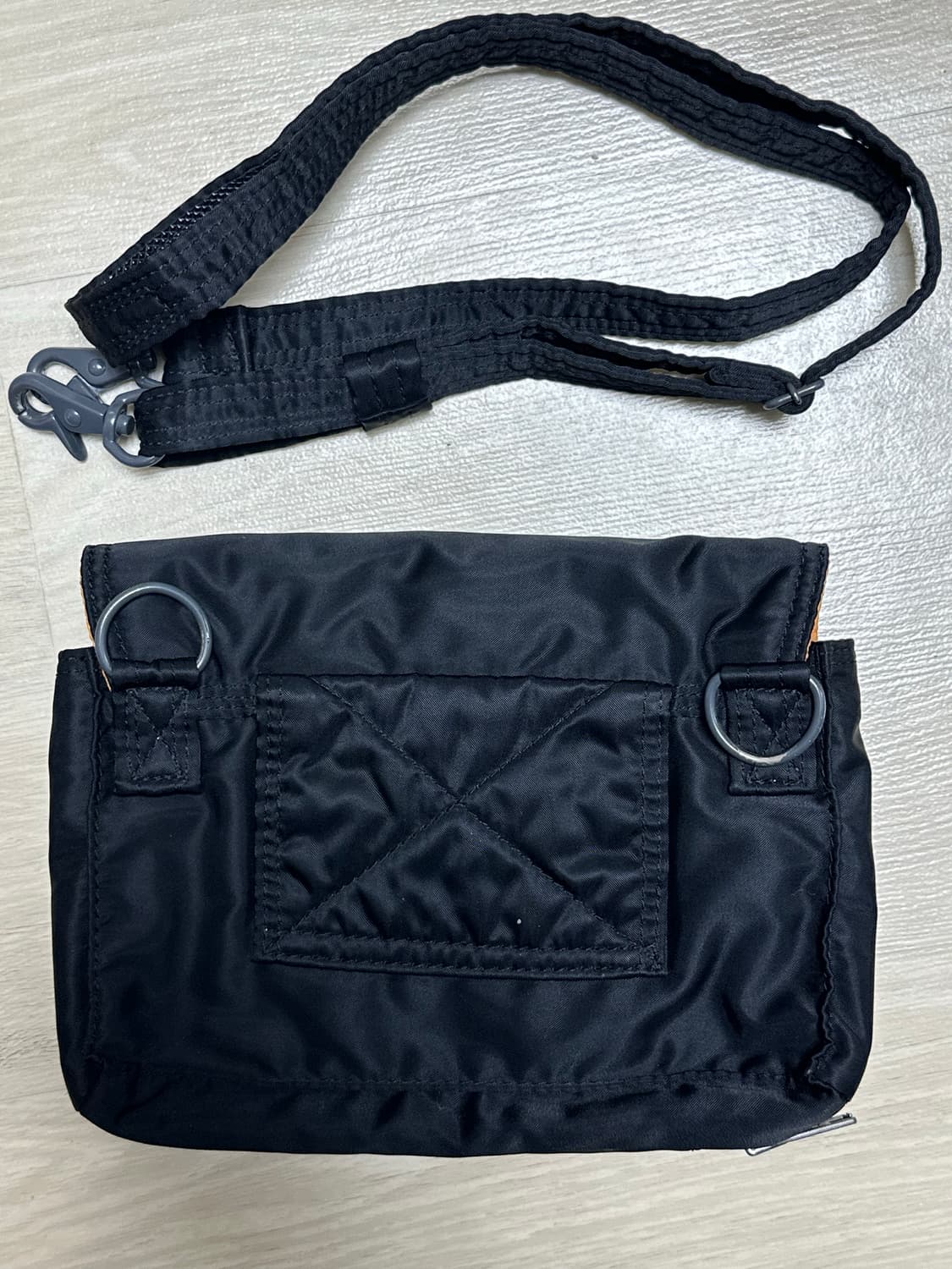 Porter 요시다 포터 탱커 스냅 숄더백 블랙 상품이미지4