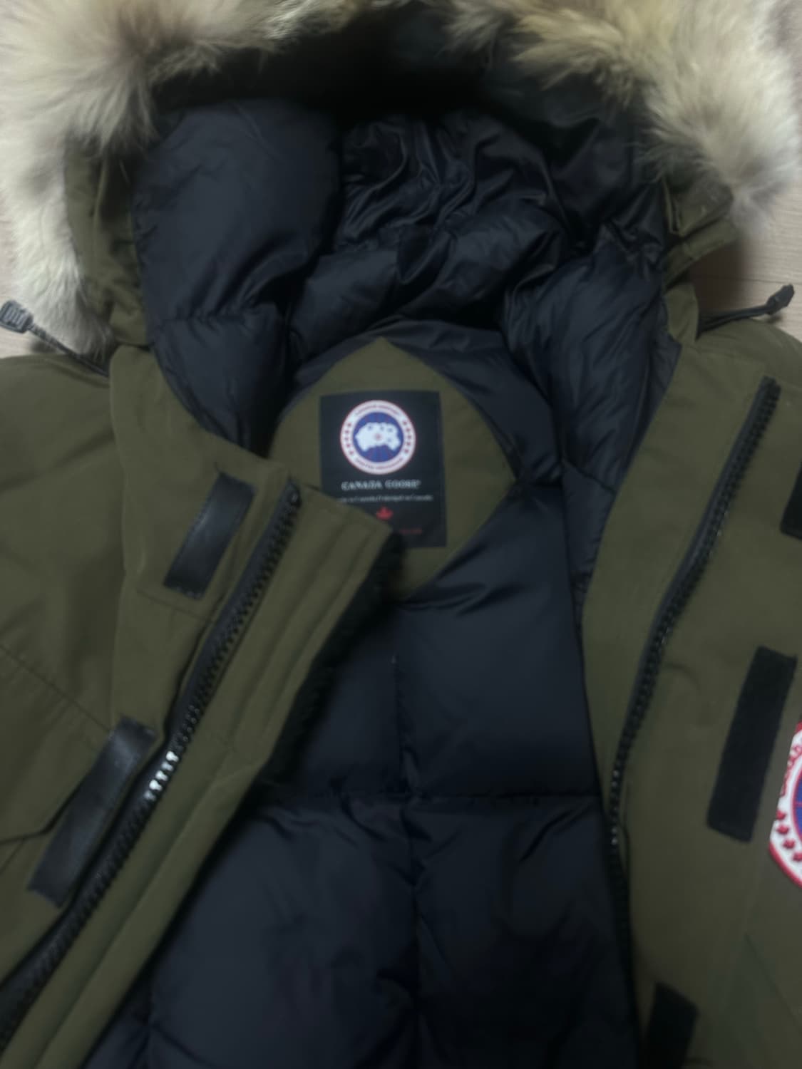 캐나다구스 시타델 카키 패딩 상품이미지3