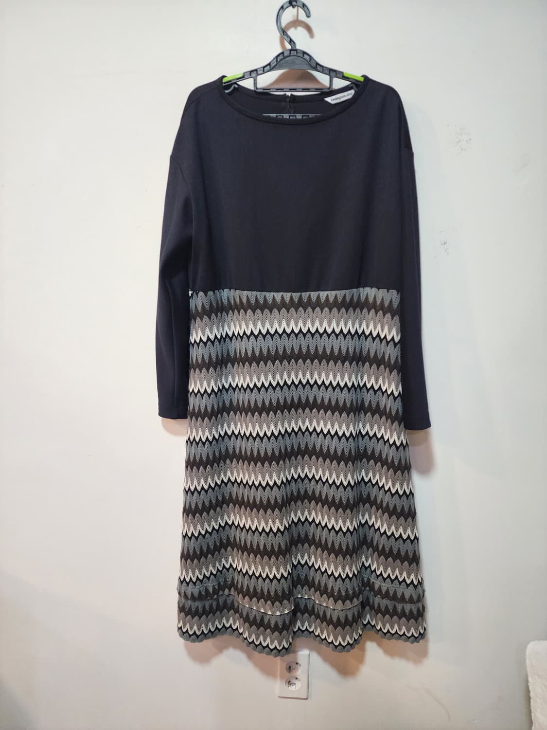 김동순 울티모 패턴 배색 원피스 FREE 상품이미지1