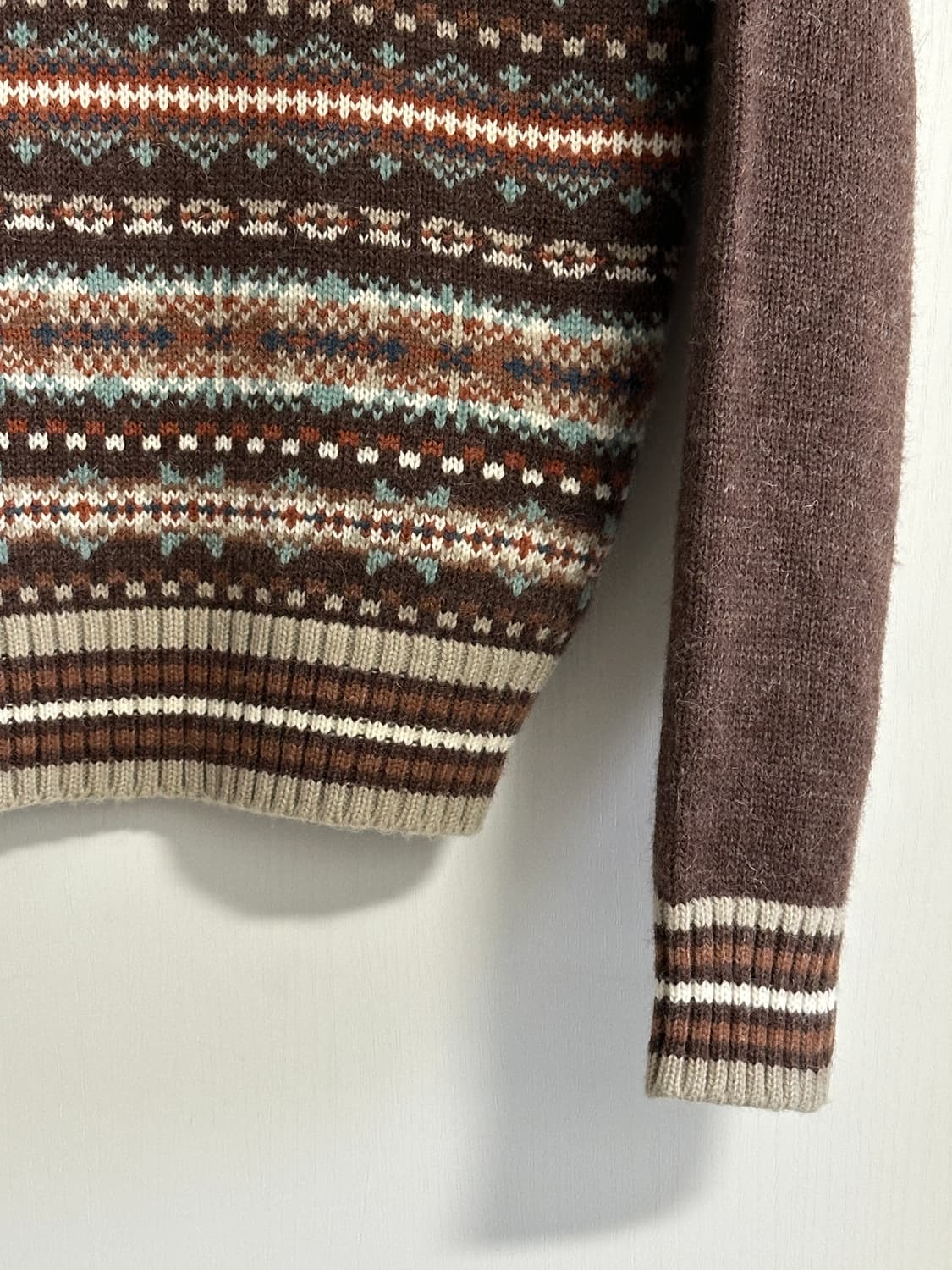 노르딕패턴 브이넥니트 상품이미지4