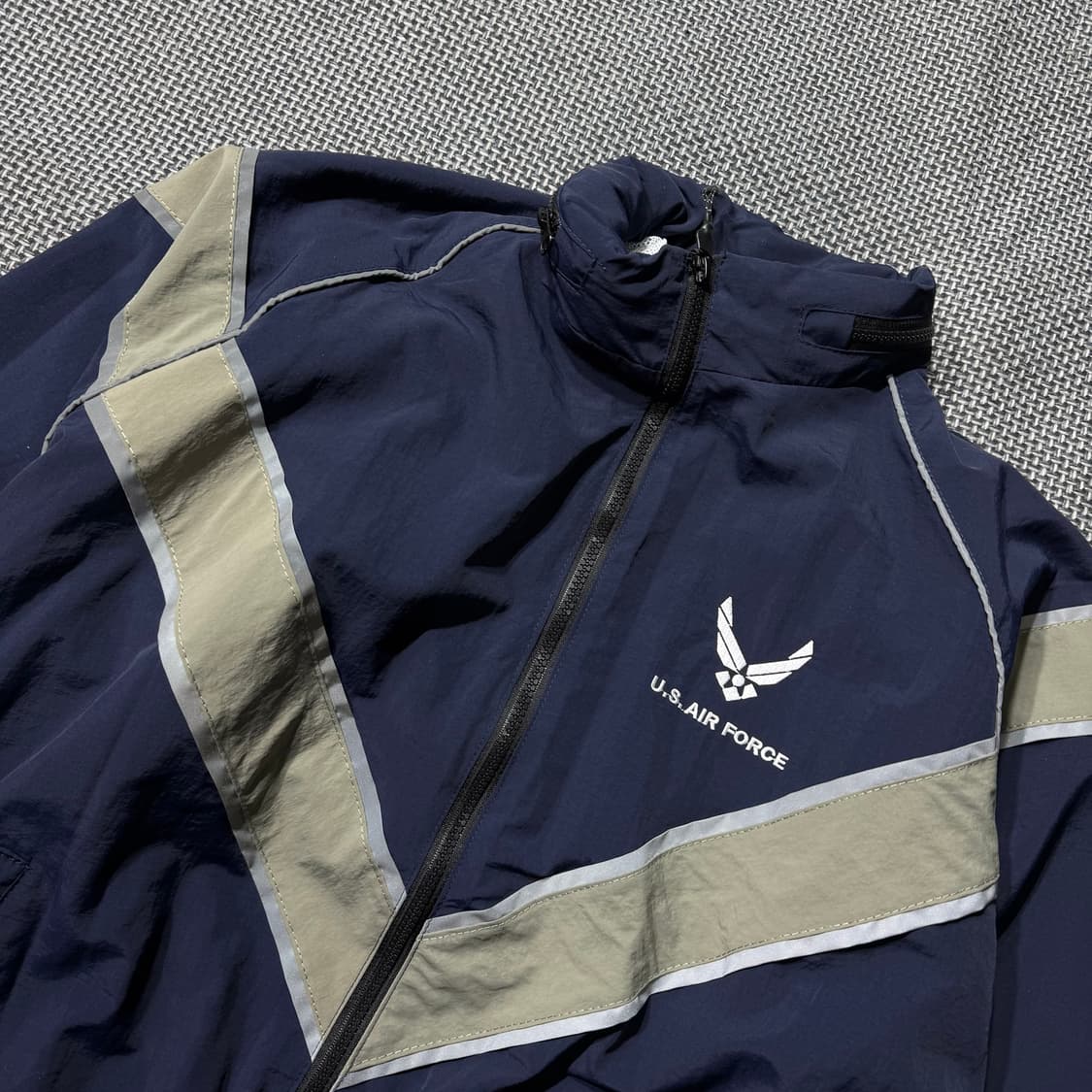 새상품 밀리터리 IPFU 바람막이 (M/L/XL) 상품이미지2