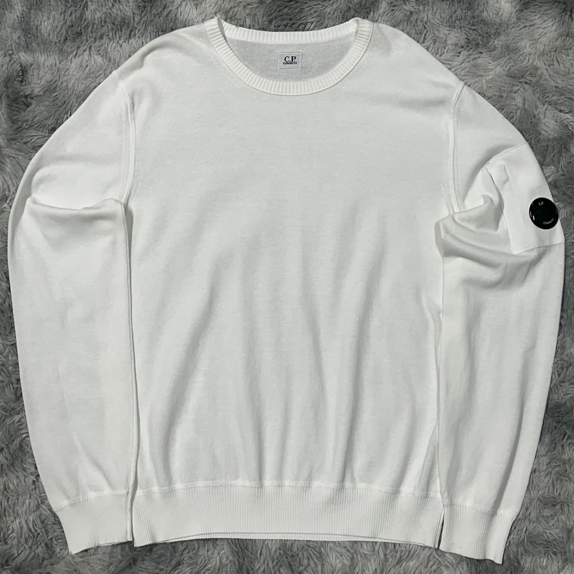 cp컴퍼니 렌즈 화이트 니트 XXL 상품이미지1