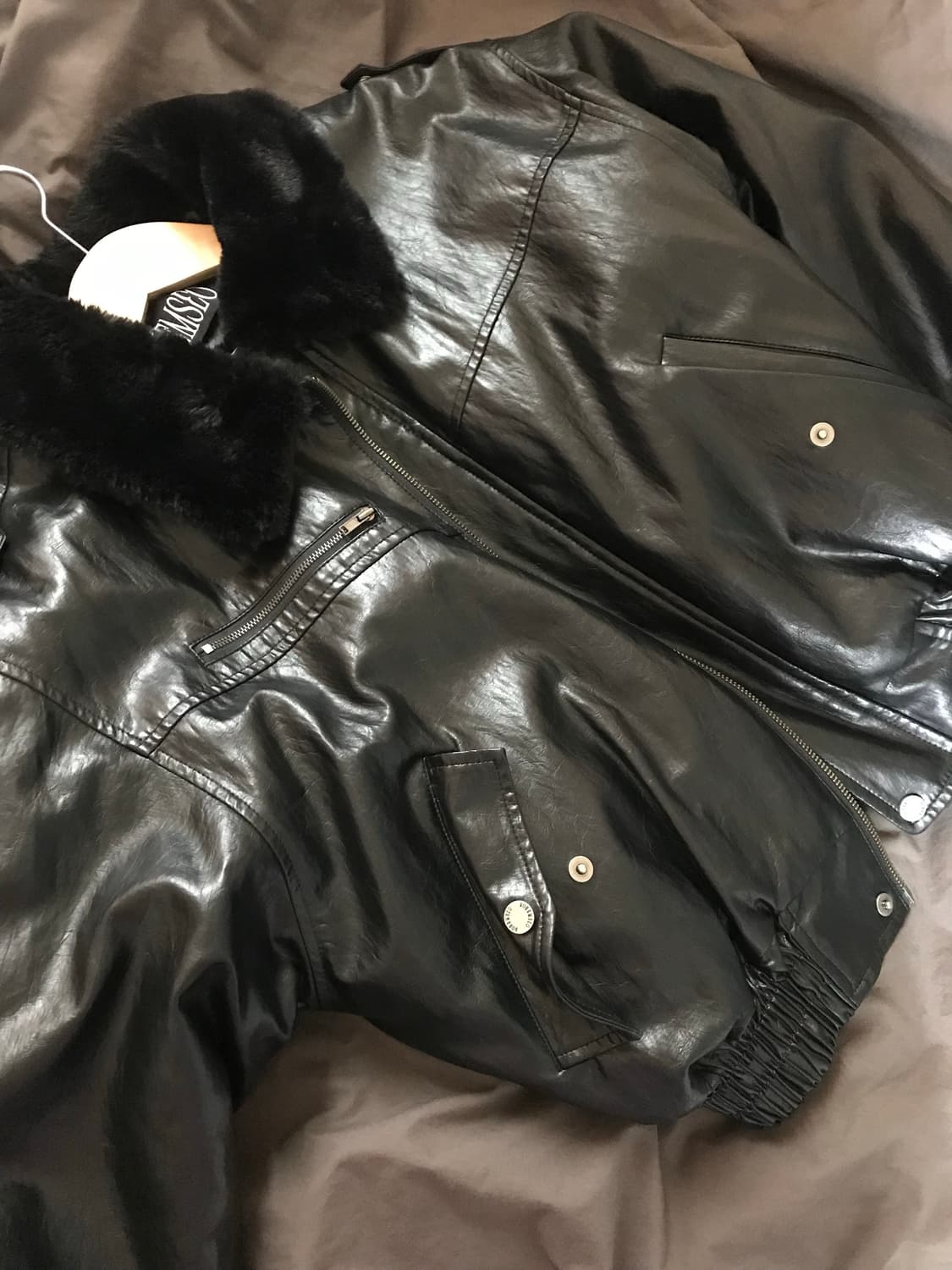 보헴서 크링클 레더 퍼 블루종 점퍼 상품이미지3