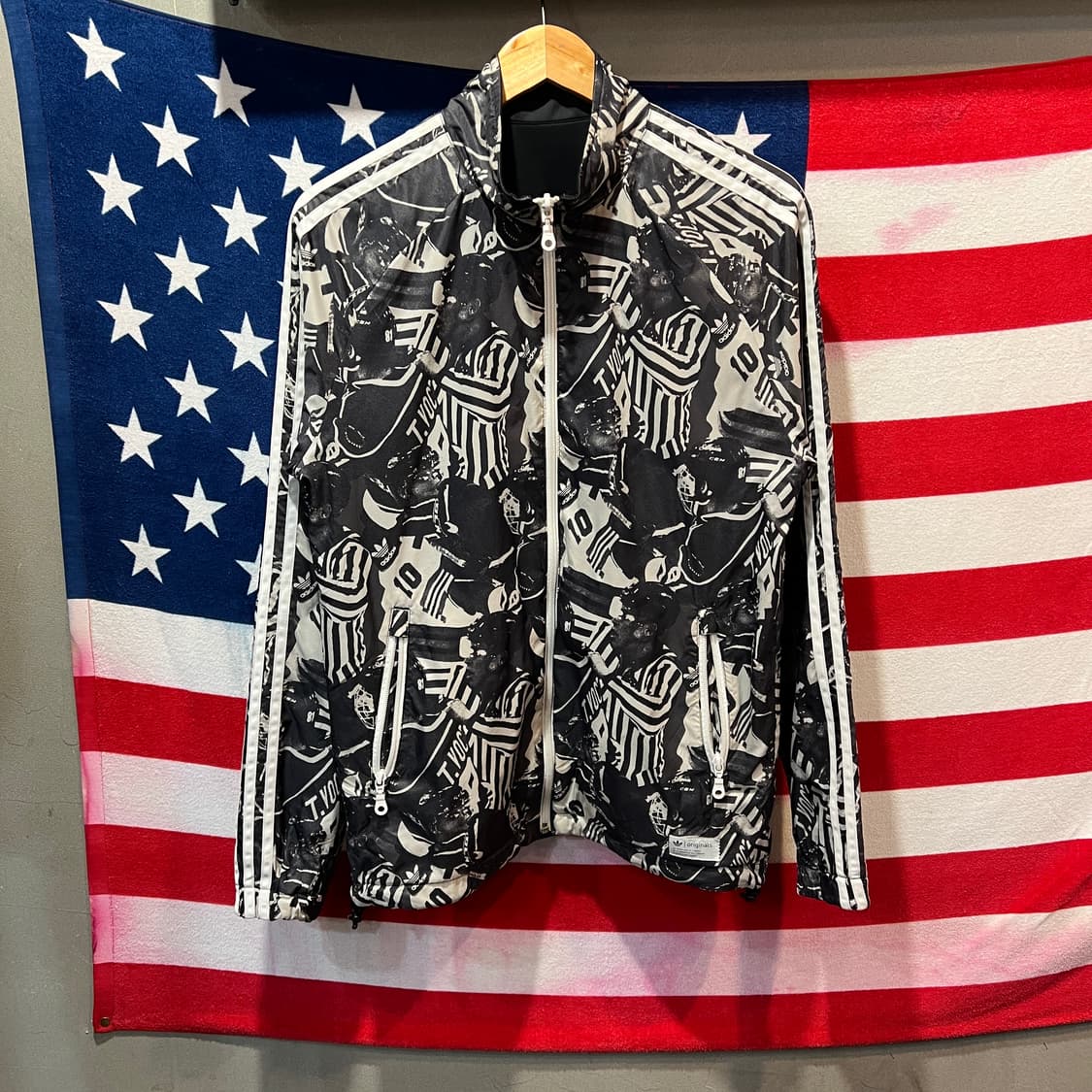 아디다스 리버시블 패턴 바람막이 상품이미지1