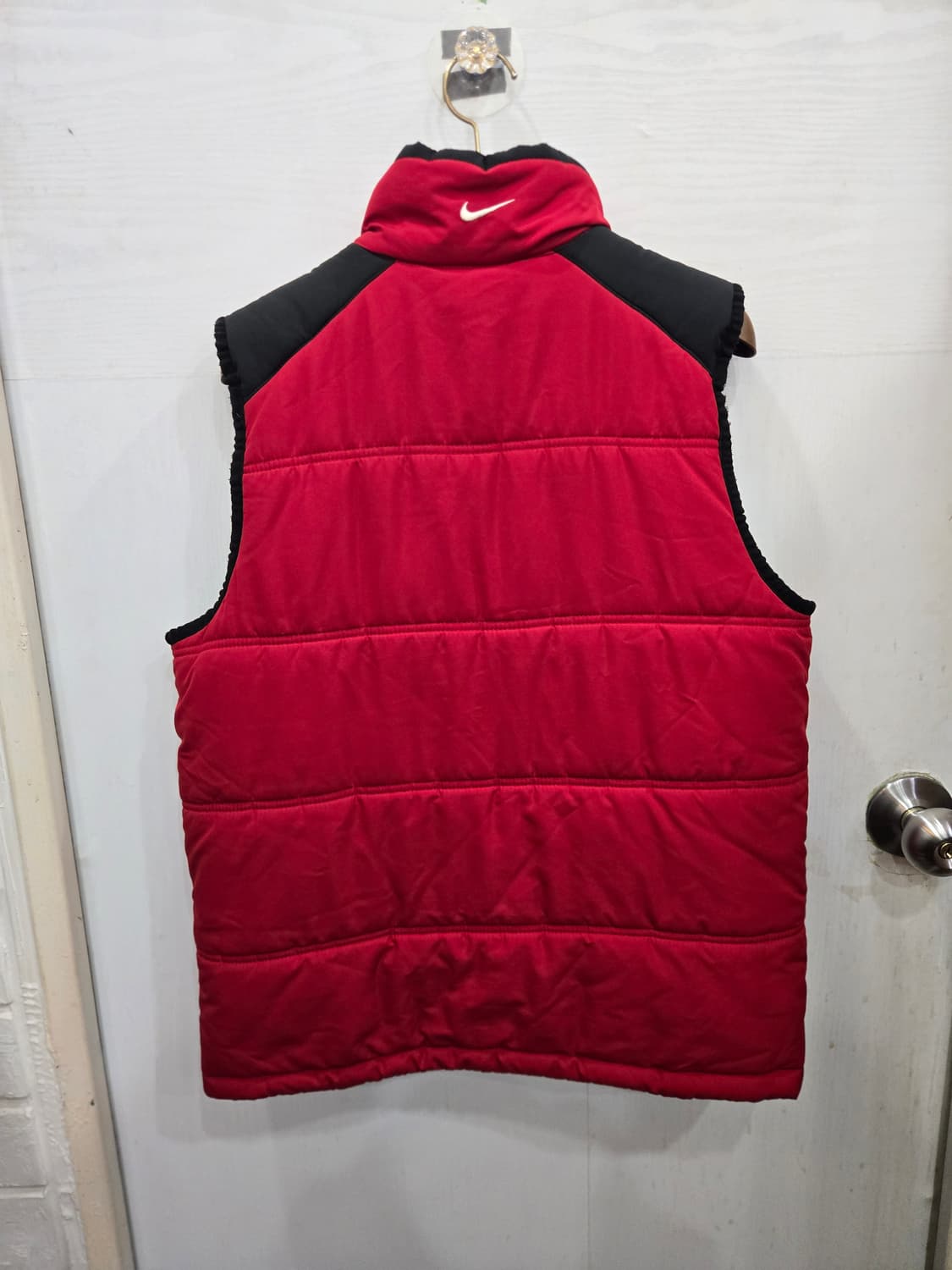 105,XL)) NIKE 나이키 조끼 패딩!~ 예쁜 레드 & 블랙 색상 상품이미지3