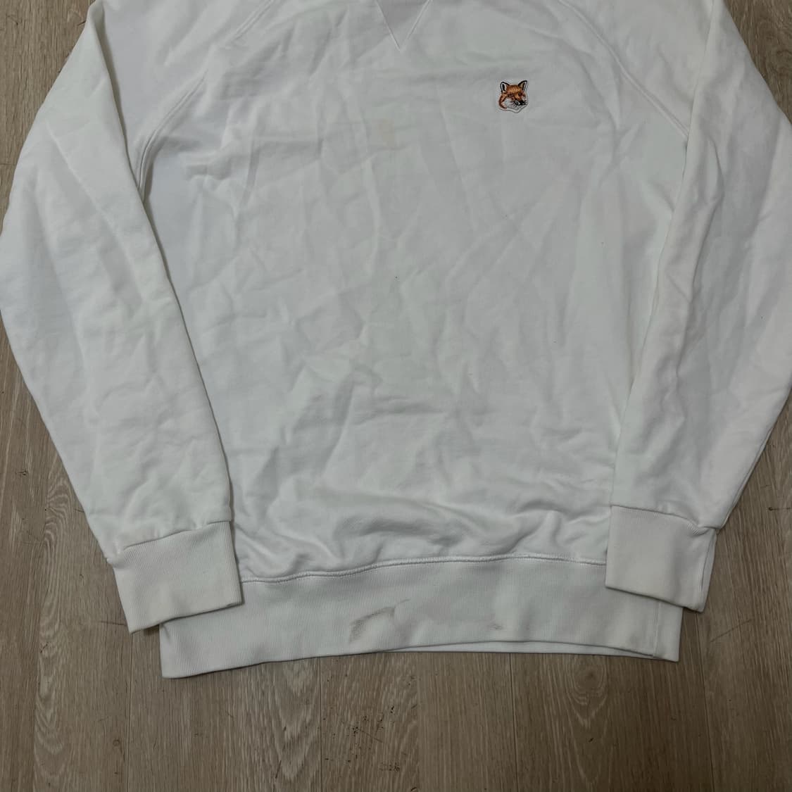 메종키츠네 폭스헤드 화이트 맨투맨 S  상품이미지3