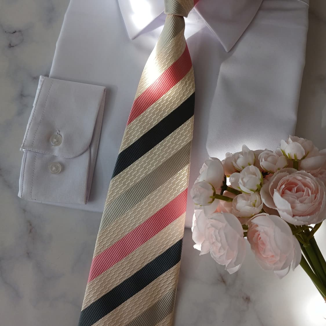 입생로랑 실크 베이지 스트라이프 넥타이 9.6cm A+등급 A19232
 상품이미지7