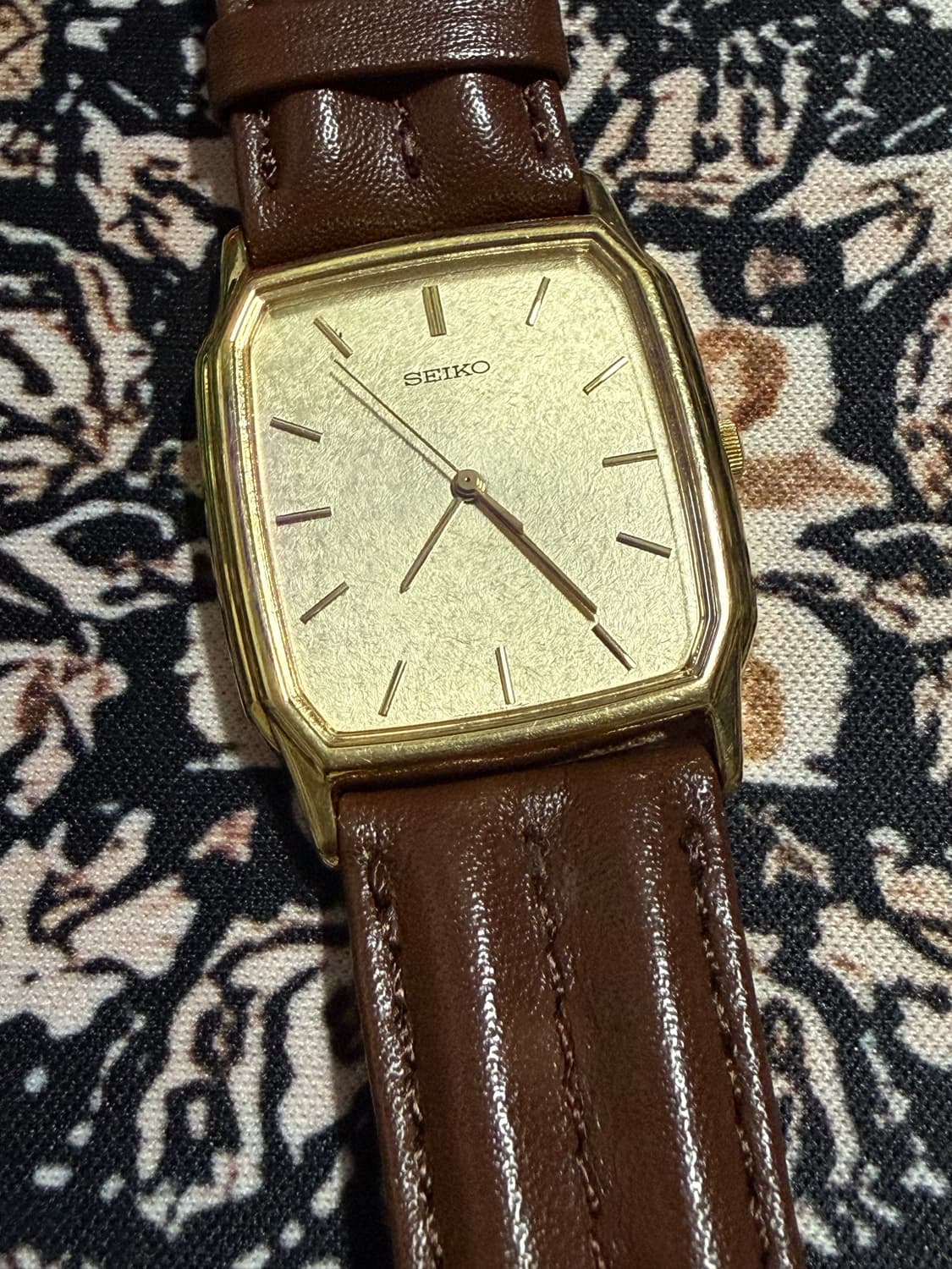 SEIKO 빈티지 쿼츠 시계 상품이미지2