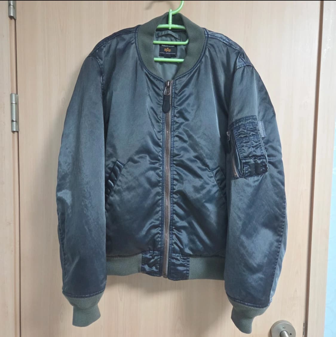 디네댓 알파인더스트리 ma1 m사이즈 상품이미지2