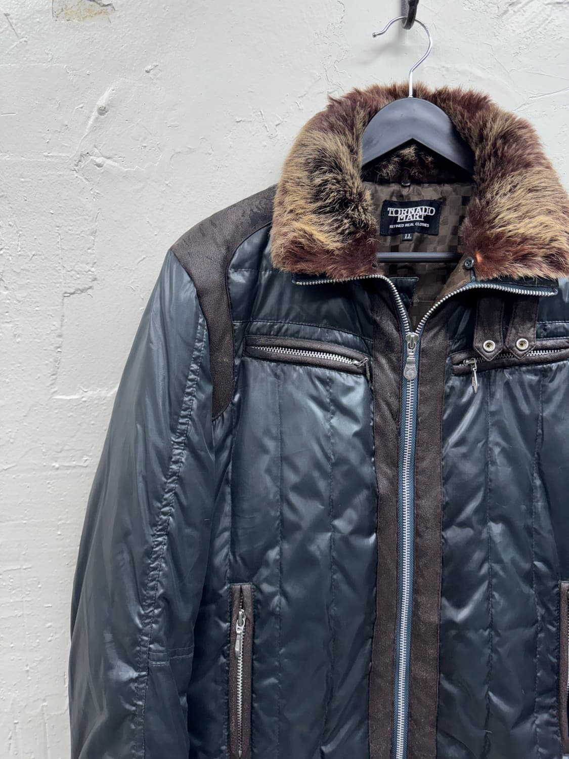 Tornado mart 00s trimming fur down jacke 상품이미지3