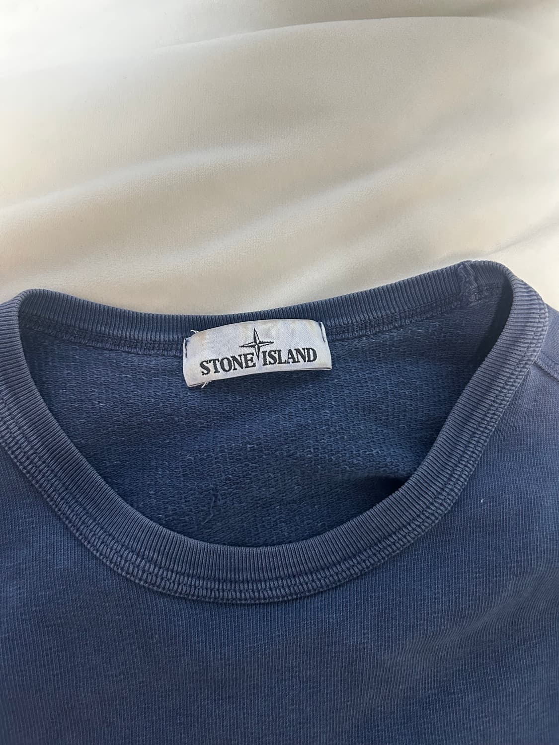 정품 스톤아일랜드 와펜 블루 맨투맨 상품이미지3