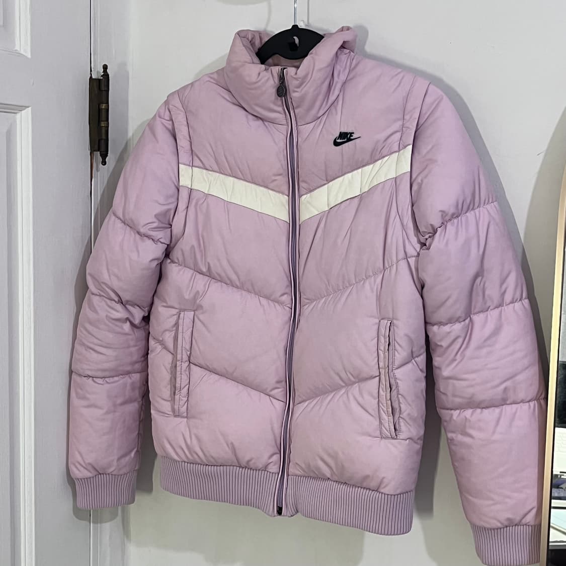 나이키 조끼 탈부착 패딩 연보라색 상품이미지1