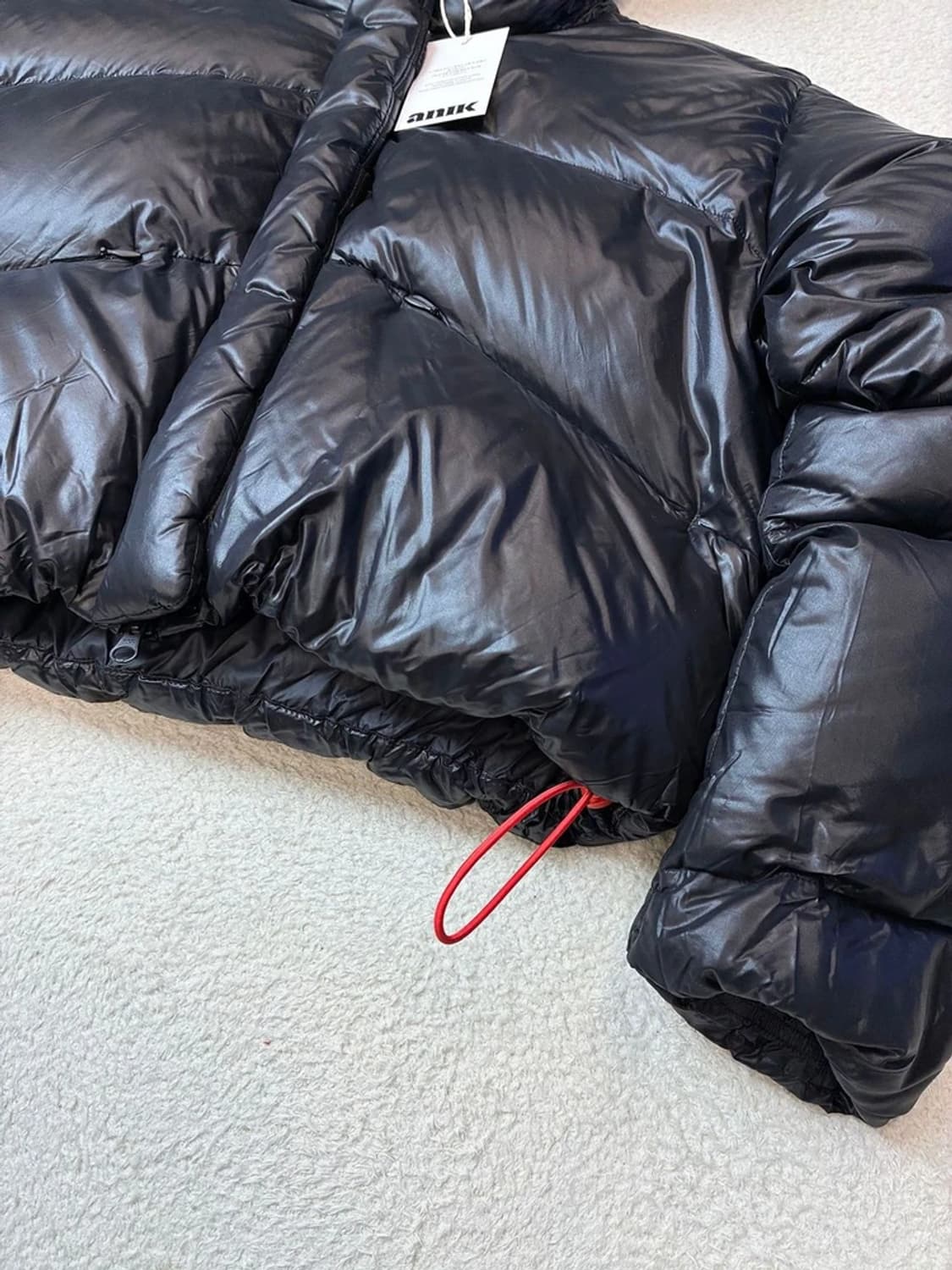 아웃도어리서치 글로시 크롭 푸퍼 패딩 PN6043 상품이미지3