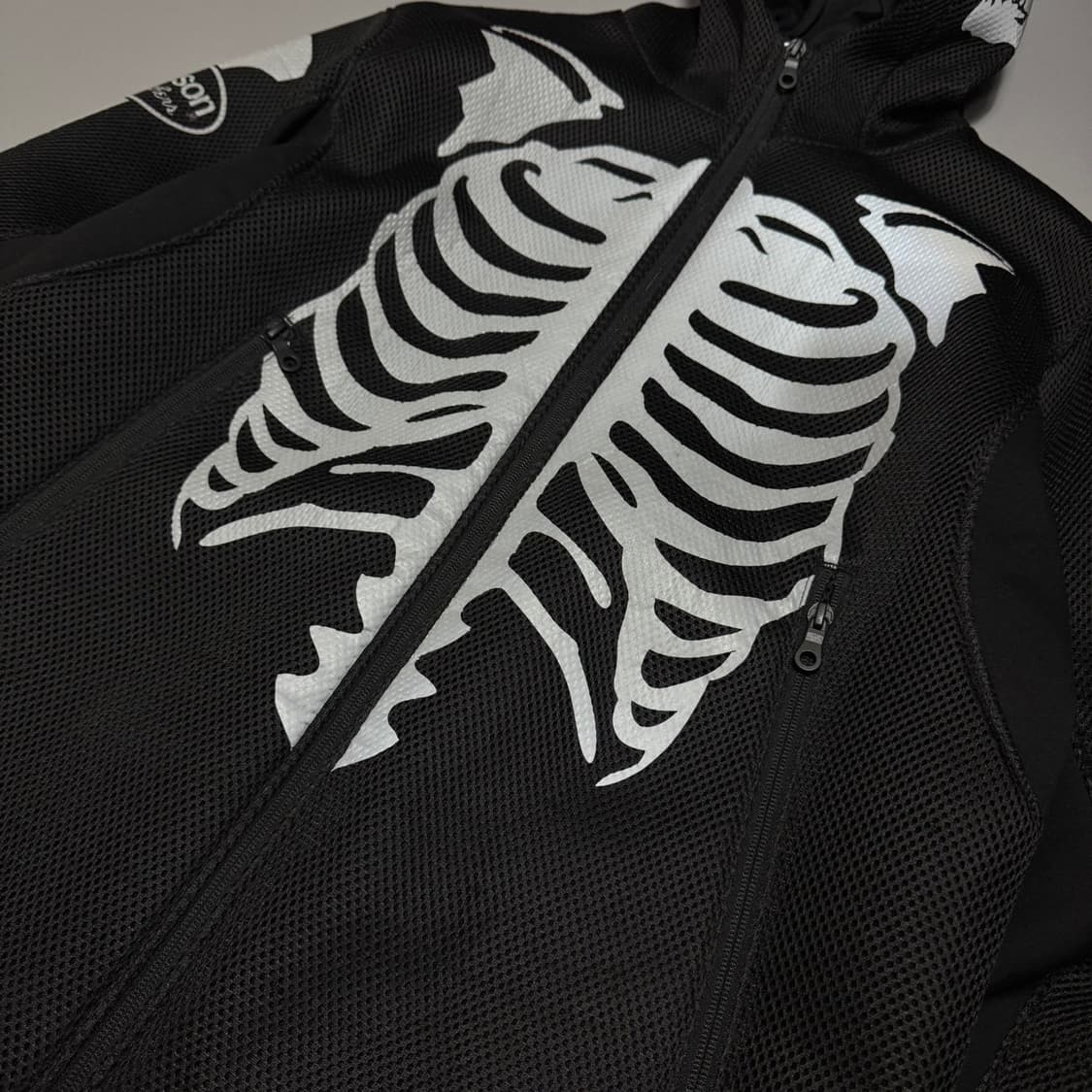 VANSON 블랙컬러 폴리에스터 본 프린트 매쉬 후드 집업 자켓 상품이미지6