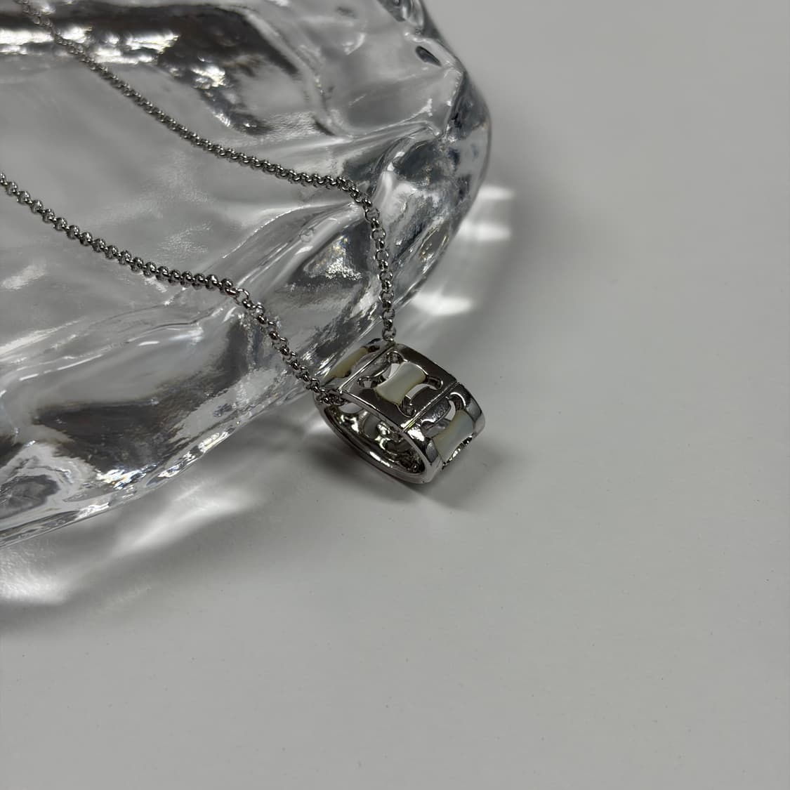 셀린느 자개 목걸이 상품이미지3