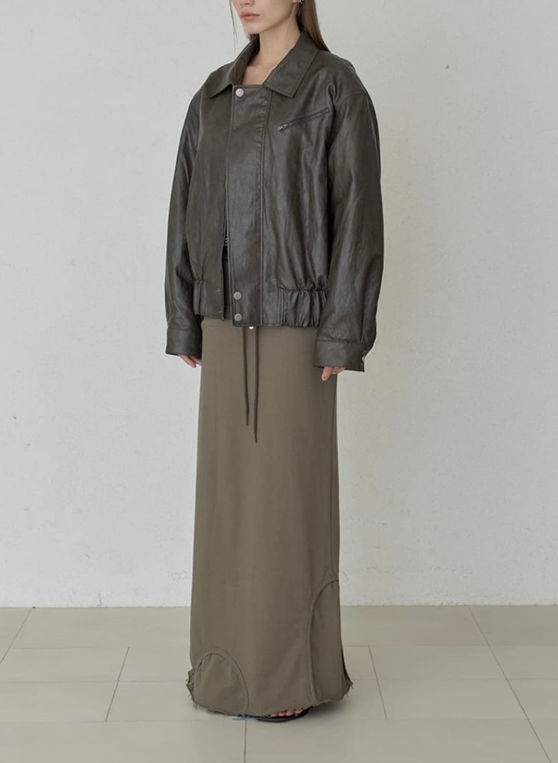 오데스 ORDES 레더 패디드 점퍼 브라운 상품이미지1